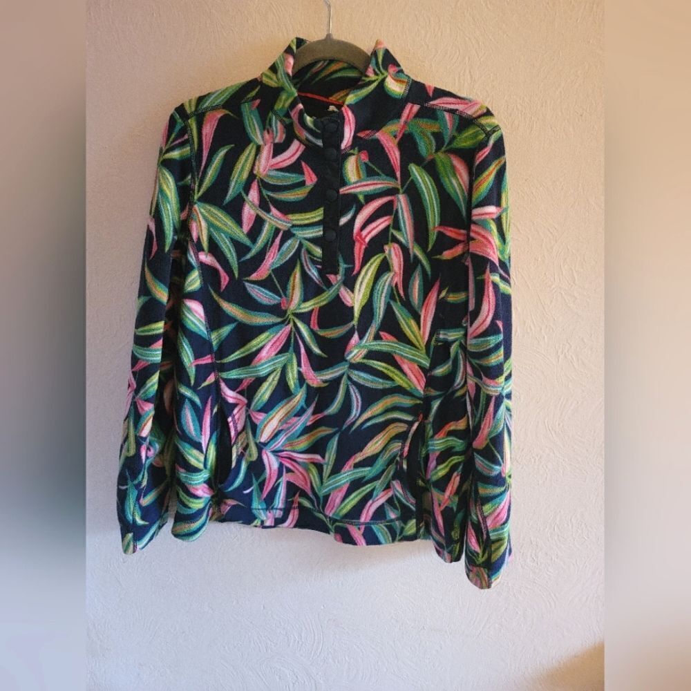 Tommy Bahama Tropical Lightweight Fleece Pullover, Size Medium - Picture 2 of 6